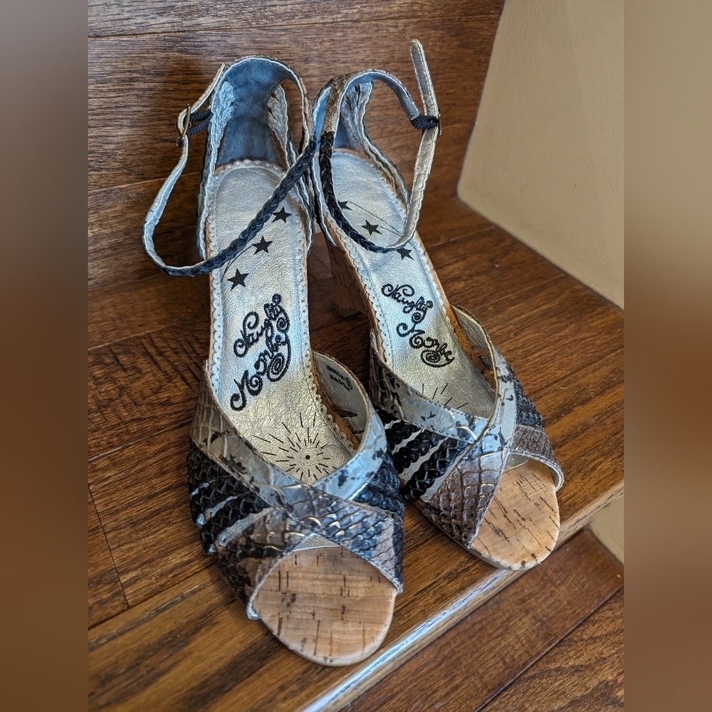 Naughty monkey cork wedge block heel Silver Strappy Braided Wegde  Size 8.5